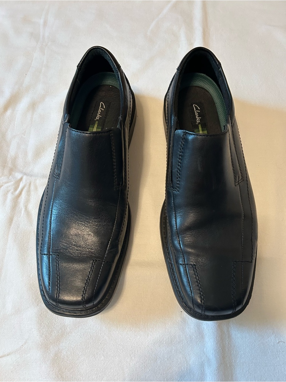 Clarks Men's Black Leather Slip-On Loafers with Square Toe size 8.5